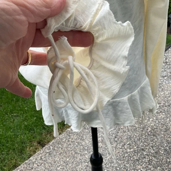 Anthropologie Cream Ruffled V-Neck Long Sleeve Blouse - Picture 9 of 9